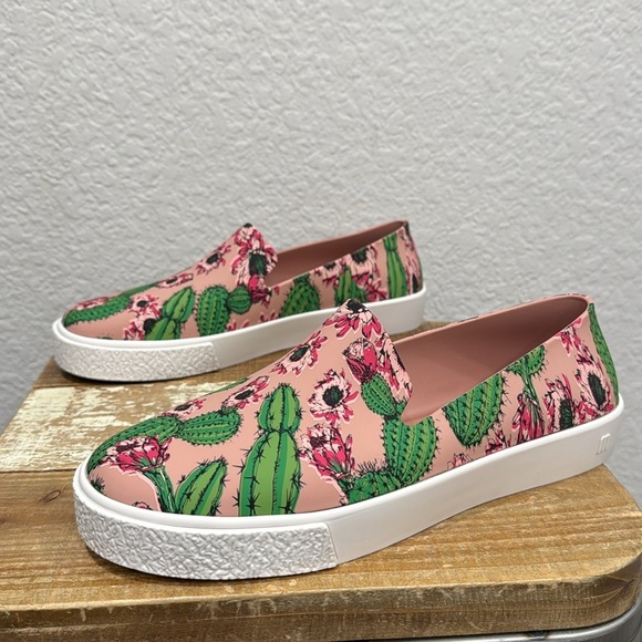 Melissa Cactus Ground lll Slip On Sneaker - Picture 7 of 12